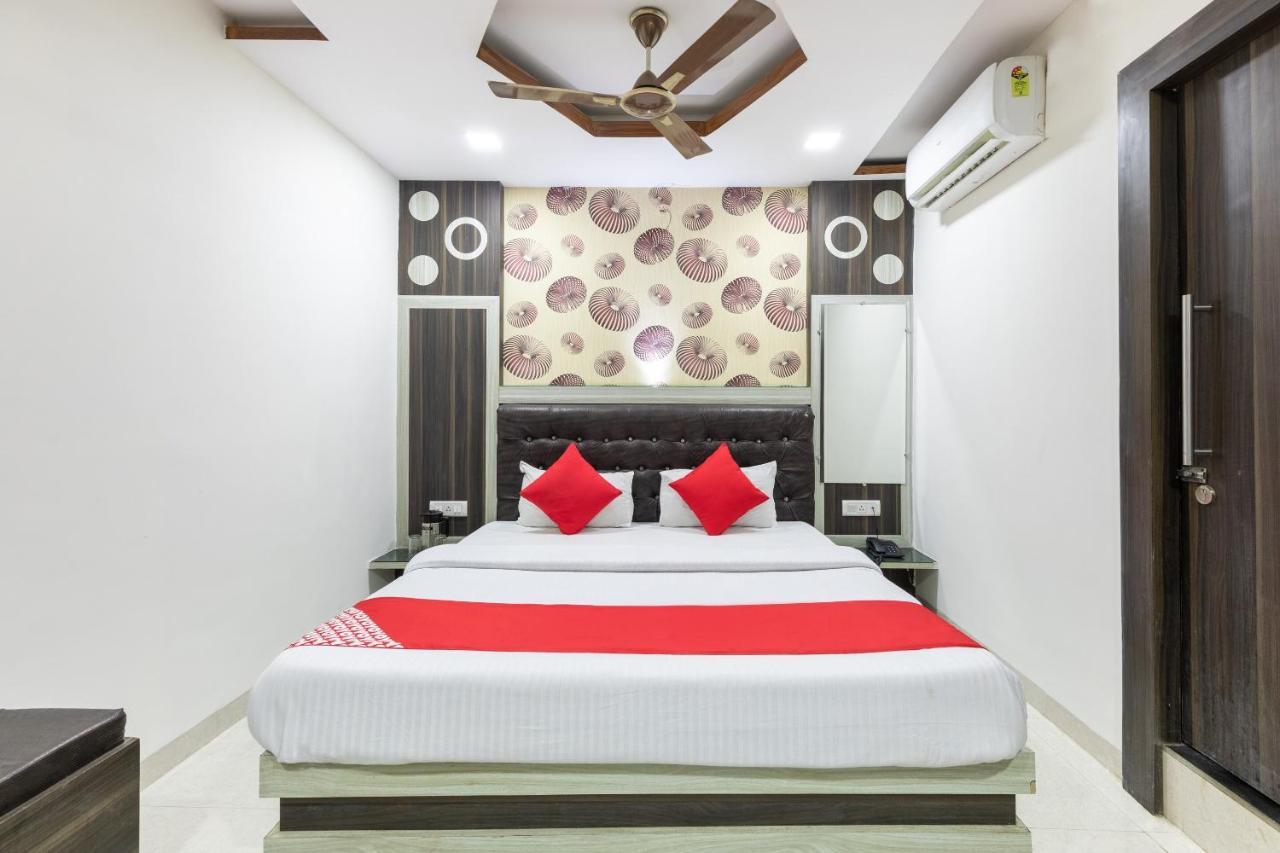 Oyo 45301 Hotel Om Palace Sāgar Εξωτερικό φωτογραφία