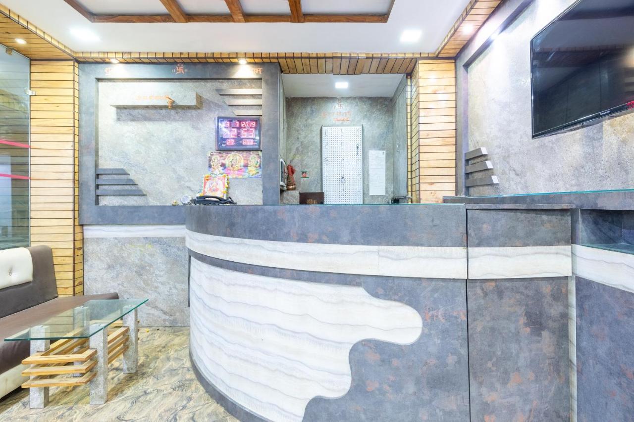 Oyo 45301 Hotel Om Palace Sāgar Εξωτερικό φωτογραφία