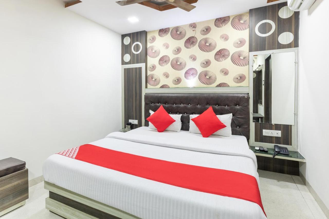 Oyo 45301 Hotel Om Palace Sāgar Εξωτερικό φωτογραφία